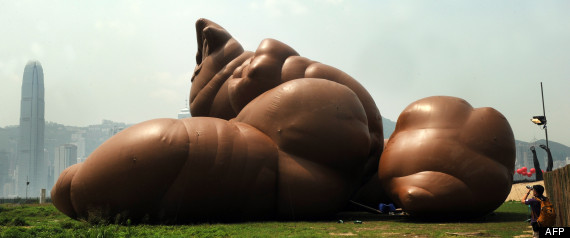http://i0.huffpost.com/gen/1107552/thumbs/r-COMPLEX-PILE-PAUL-MCCARTHY-large570.jpg