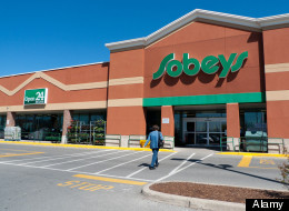 Supermarket chain operator Empire Company Ltd. (TSX:EMP.A) plans to acquire the Canadian assets of grocer Safeway for $5.8 billion. (Alamy)