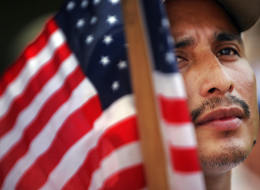 Trece estados, entre ellos Oregon, tienen legislación que permite a inmigrantes, sin importar su condición legal, obtener una licencia de manejo.