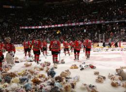 Calgary Hitmen fans donated more than 25,000 teddy bears at the team's annual Teddy Bear toss.