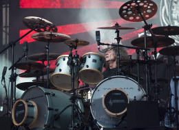 BARCELONA, SPAIN - JUNE 24: Tommy Aldridge of Whitesnake performs on stage at Poble Espanyol on June 24, 2013 in Barcelona, Spain. (Photo by Jordi Vidal/Redferns via Getty Images)