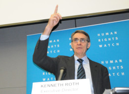 Executive Director of Human Rights Watch, Kenneth Roth, says Syrian regime commits war crime during the annual report 2014 of the human rights organization on January 21, 2014. (Photo by Erbil Basay/Anadolu Agency/Getty Images)