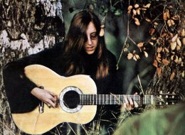 UNSPECIFIED - JANUARY 01: (AUSTRALIA OUT) Photo of Judee SILL; Posed portrait of Judee Sill with acoustic guitar (Photo by GAB Archive/Redferns)