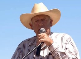 Nevada rancher Cliven Bundy speaks at a press conference on Thursday.