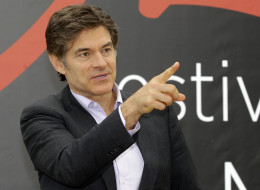 FILE - This June 13, 2012 file photo shows television personality Dr. Mehmet Oz during a photocall at the 2012 Monte Carlo Television Festival in Monaco. On Tuesday, Aug. 20, 2013, Oz rushed to an accident scene after a yellow cab jumped the curb and struck a pedestrian outside New York's Rockefeller Center. Oz says in a statement that emergency medical crews were already treating the injured woman who had a bad leg wound. He says a good Samaritan made a tourniquet out of a belt for the woman.