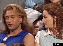 Derek Jeter dressed up in drag during one of our favorite athlete appearances on Saturday Night Live.