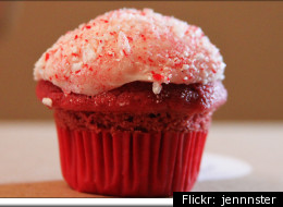 The federal Transportation Security Administration is defending its decision to confiscate a frosted cupcake from a Massachusetts woman flying from Las Vegas.