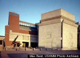 The 15th Street/Eisenhower Plaza entrance to the U.S. Holocaust Memorial Museum.
