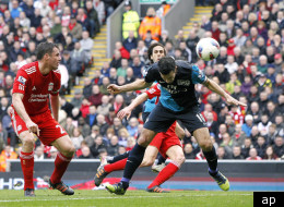 FILE: Robin Van Persie