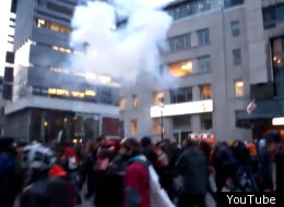 Le groupe 99 % Québec a mis en ligne une vidéo intitulée <em>Grenades, haine et propagande</em>, qui questionne la version officielle de la manifestation contre la brutalité policière.