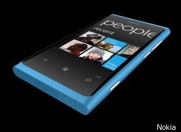 Win A Nokia Lumia 800 On Three With £50 Credit