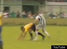 Volante Derlan was arrested on the field after attacking the referee.