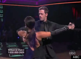William Levy junto a Cheryl Burke en la semifinal de Dancing with the Stars el 14 de mayo del 2012