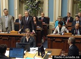 Le vote à l'Assemblée nationale sur le projet de loi spéciale, vendredi. (Radio-Canada.ca)