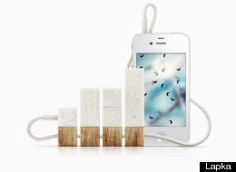 Lapka expects to release the device in December at a price of $220.