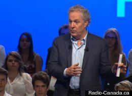 Jean Charest à Victoriaville, le samedi 11 août 2012. (Radio-Canada.ca)
