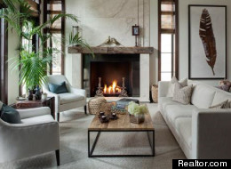 This Near North Side six-bedroom home is among Chicago's highest-profile new real estate listings.