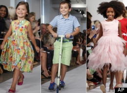 Oscar de la Renta presenta su colección para niños Primavera 2013 en la Semana de la Moda en Nueva York.
