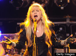 Stevie Nicks is sorry for threatening Nicki Minaj.