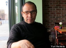 El escritor mexicano Yuri Herrera es una de las plumas más lúcidas que viven y traspasan ambos lados de la frontera.