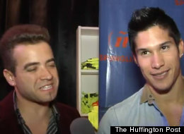 Chino y Nacho en el cuarto de regalos de Latin Grammy