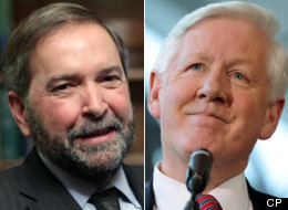 A new poll shows the Conservatives remain in the lead in national voting intentions and hints that co-operation between the Liberals and the NDP might not be able to change that. (CP)